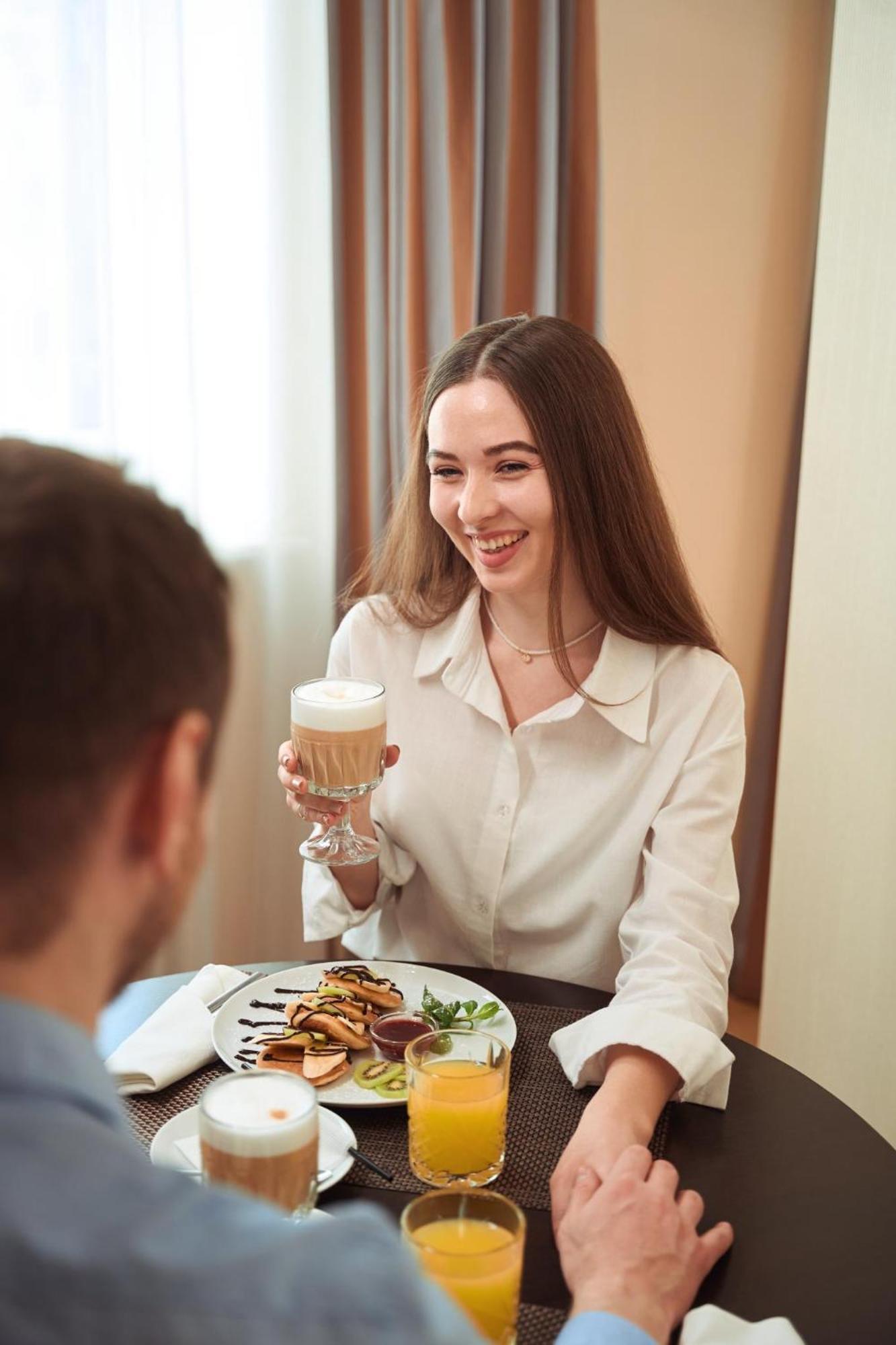 赛纳特麦丹酒店 基輔 外观 照片